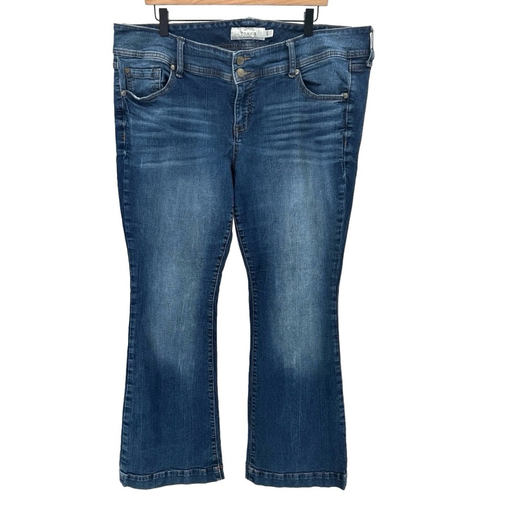 Torrid Jeans Size 18S | Cut 833678 | Flare Cotton Spandex
